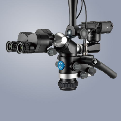 拡大視野化の治療で
可能な限り歯を削らないむし歯治療